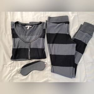 Victoria's Secret Striped Pajama Set with Eye Mask Size Small